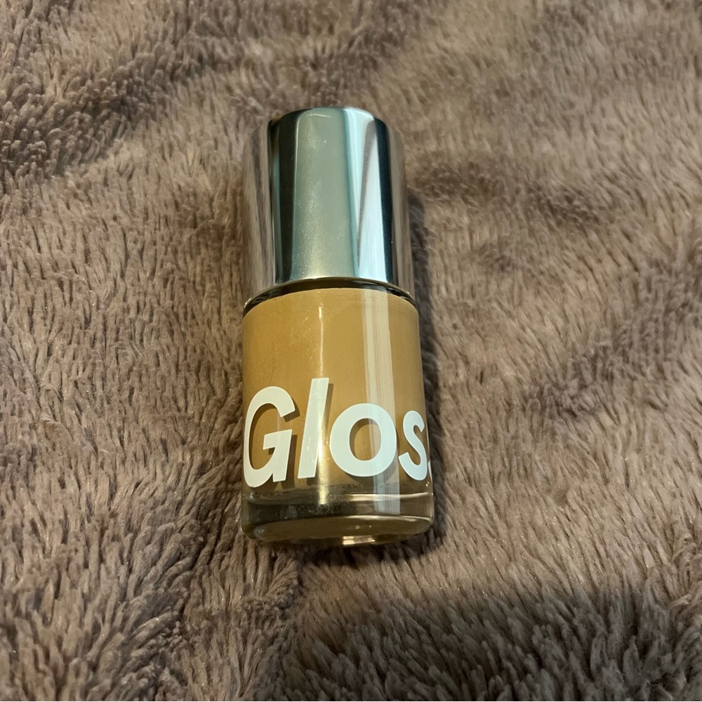 Glossier Foundation